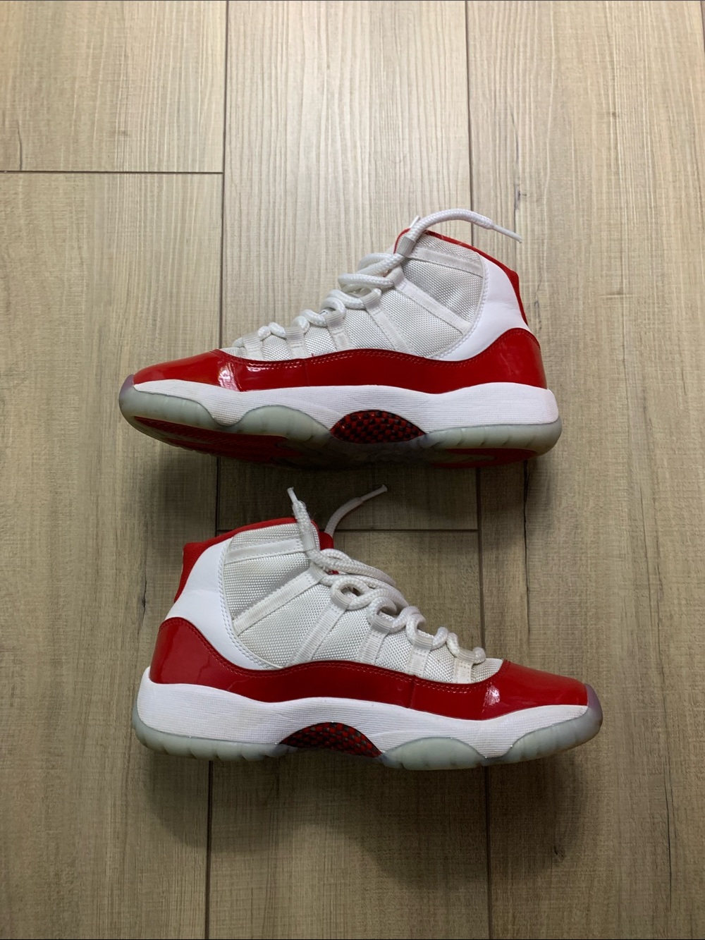 Jordan 11 Cherries